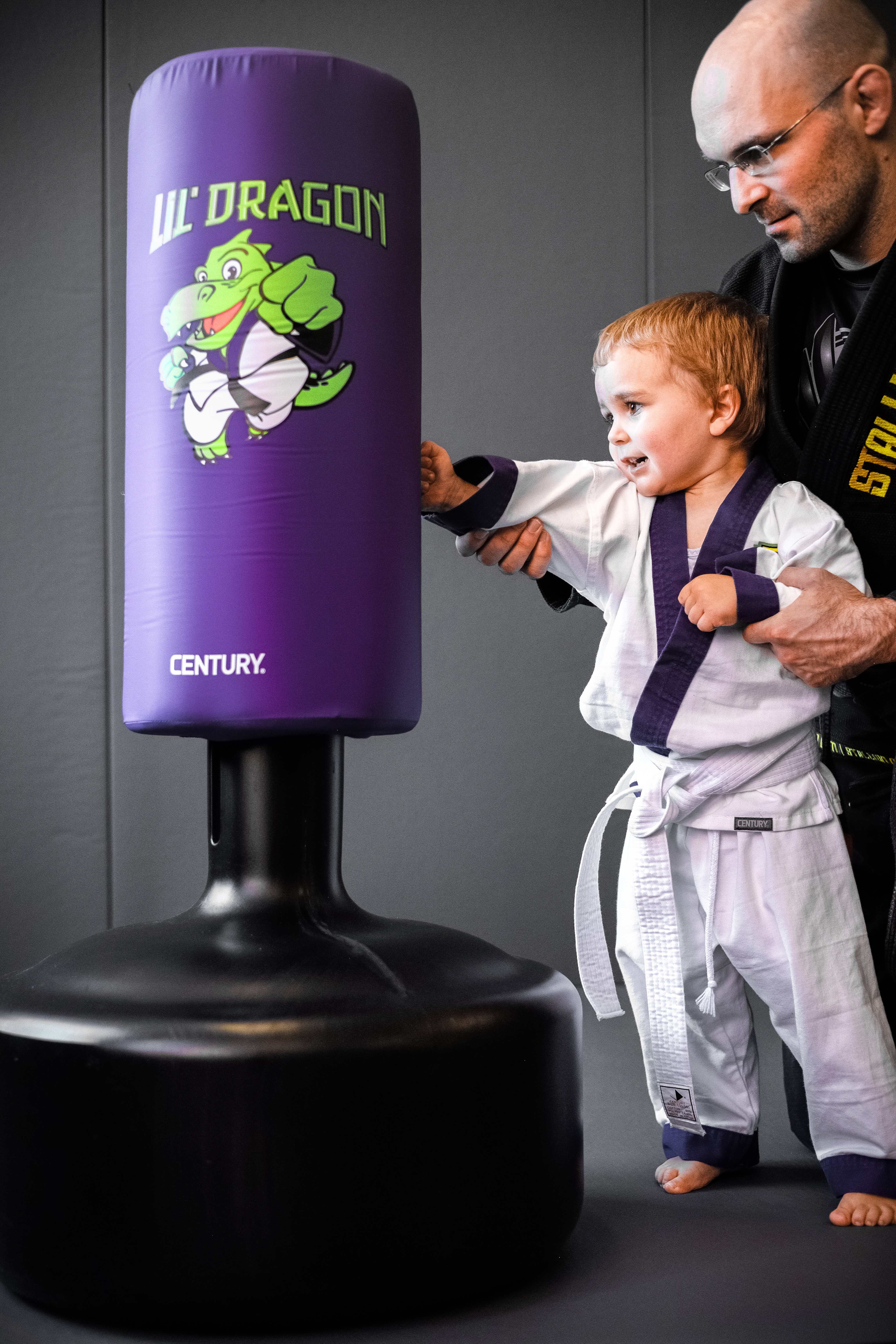 Lil Dragon Sandsack Training